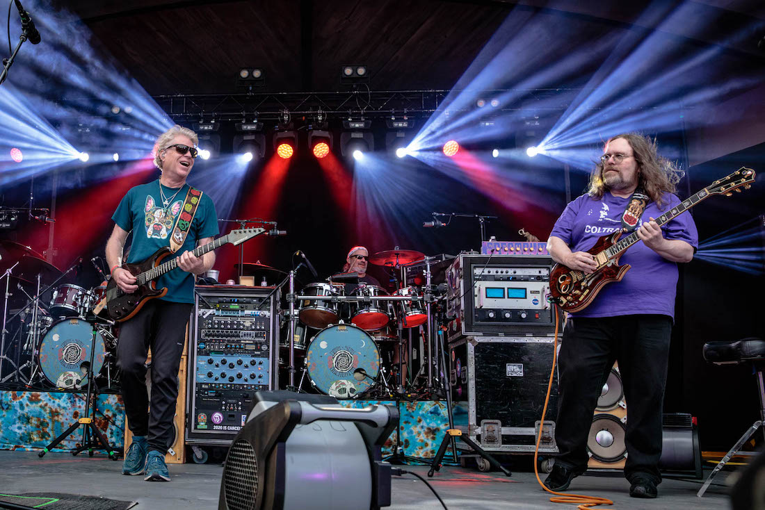 Dark Star Orchestra performing on tour